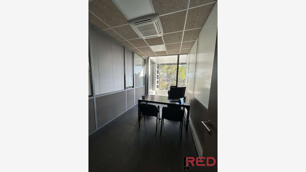 A louer bureaux 12 à 36m² dans un espace partagé