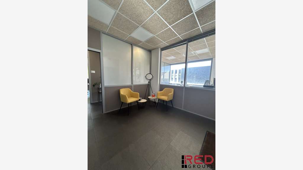 A louer bureaux 12 à 36m² dans un espace partagé