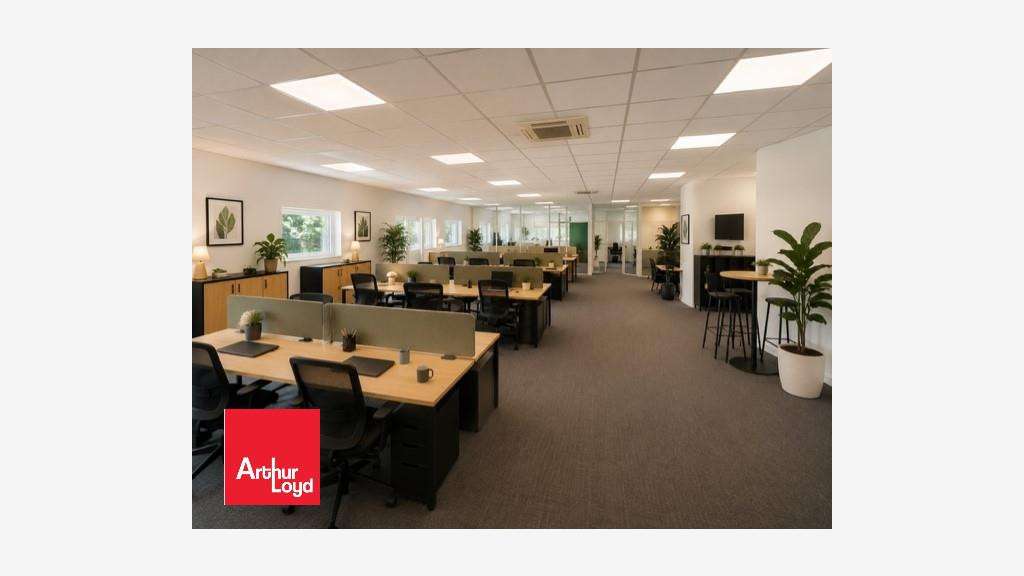 A louer bureaux 310m² R+1 ZI de Gellainville