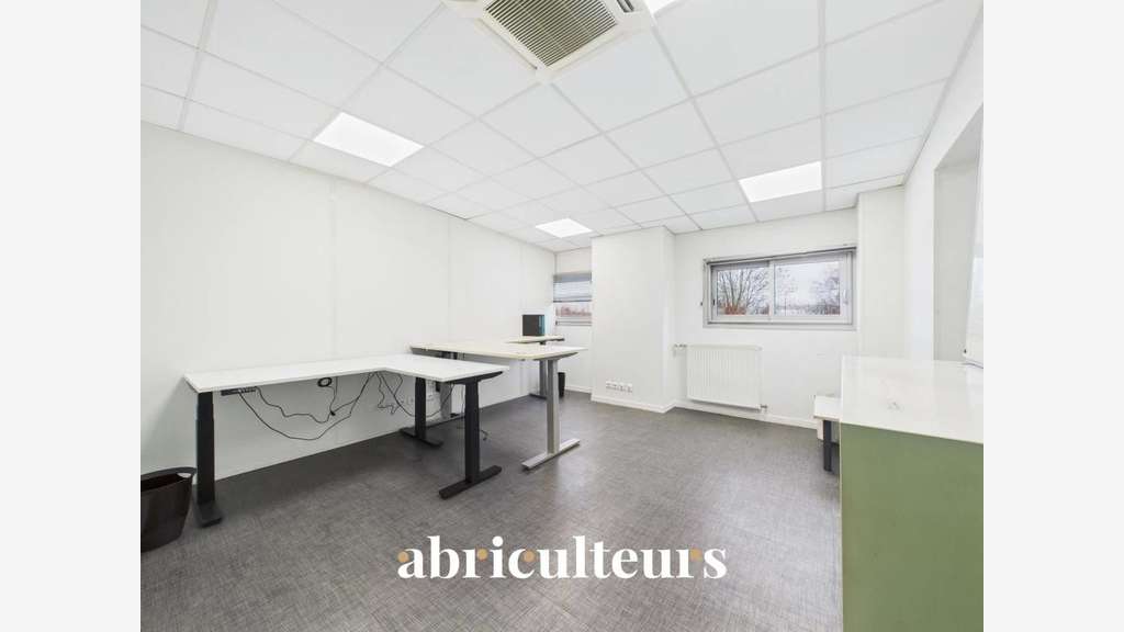 Location de Bureau à 1h de Paris à proximité de Ch