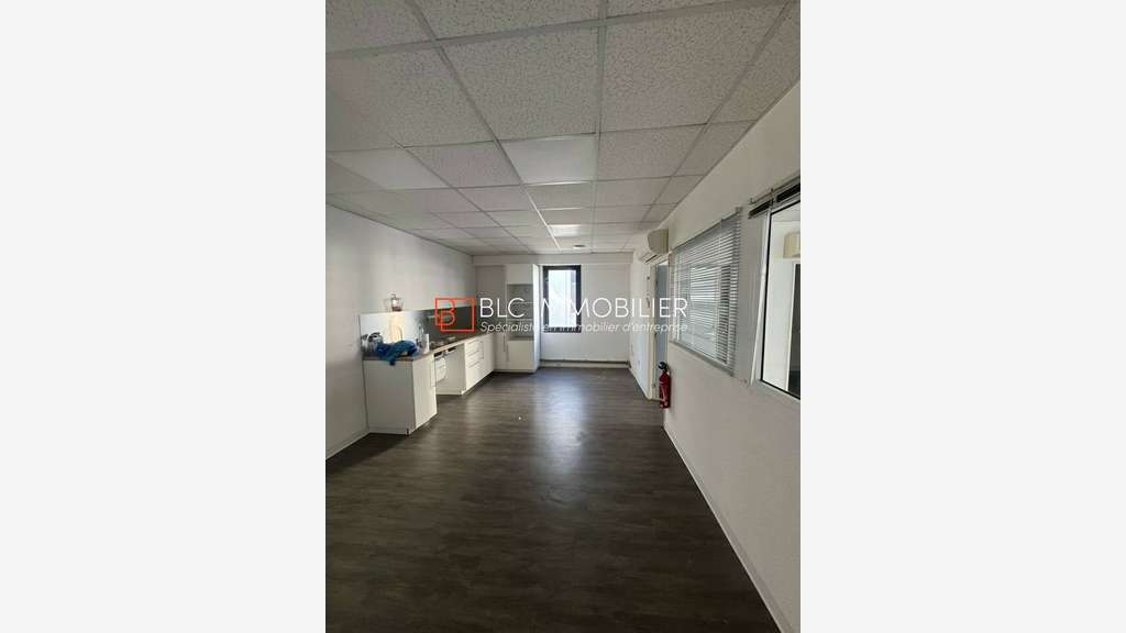 A louer bureaux 90m² empl dynamique à Gémenos