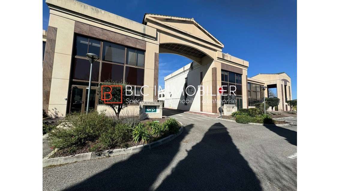 A louer bureaux 215m² parc dynamique Gémenos