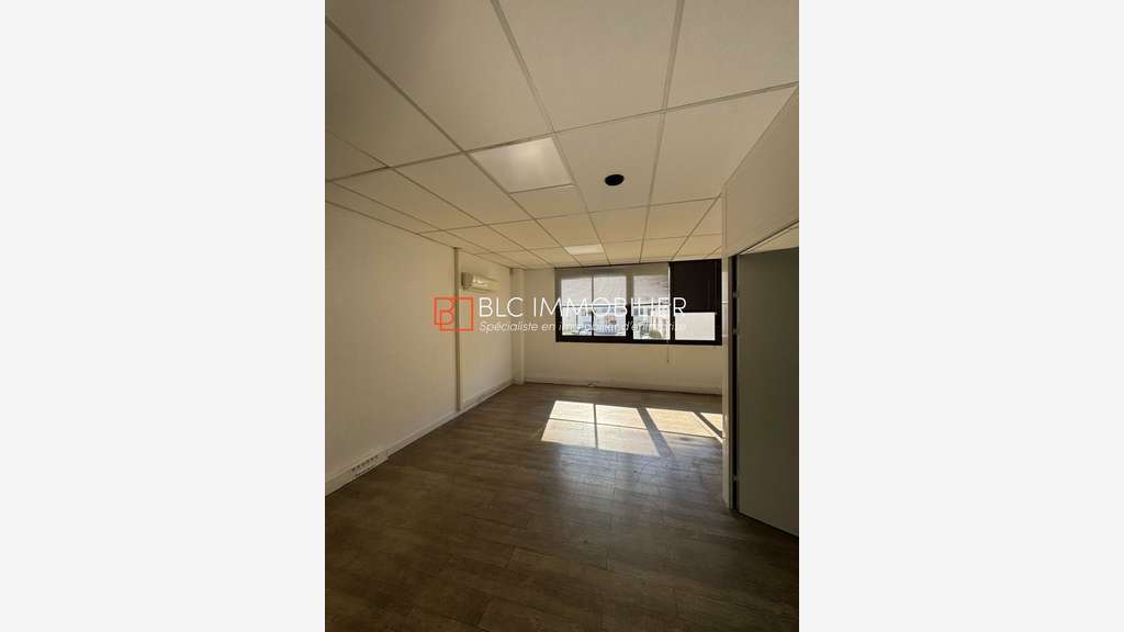 A louer bureaux 215m² parc dynamique Gémenos