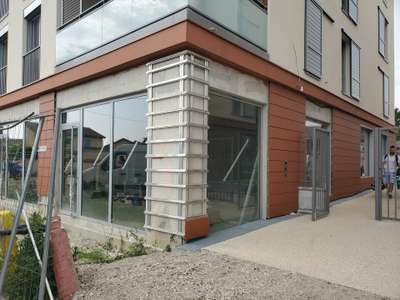 A louer bureaux de 67m² en RDC lumineux à Genas