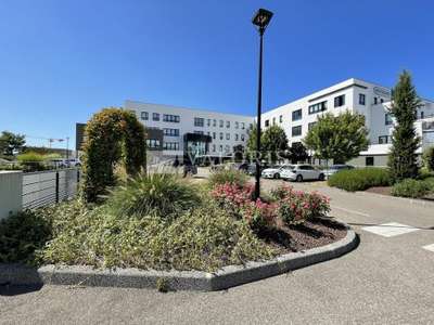 Bureaux neufs à partir de 183m² à louer à Genas