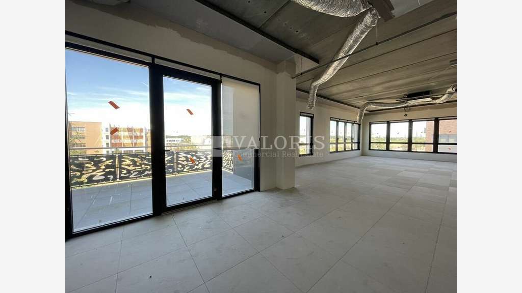 Bureaux neufs à partir de 183m² à louer à Genas