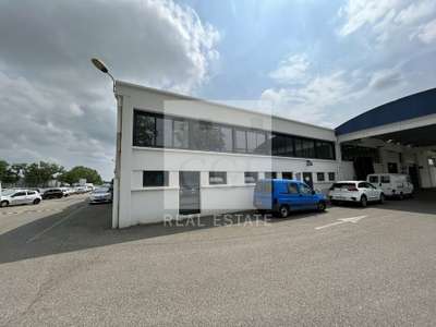 Bureaux bon état à partir de 80m² à louer à Genay 