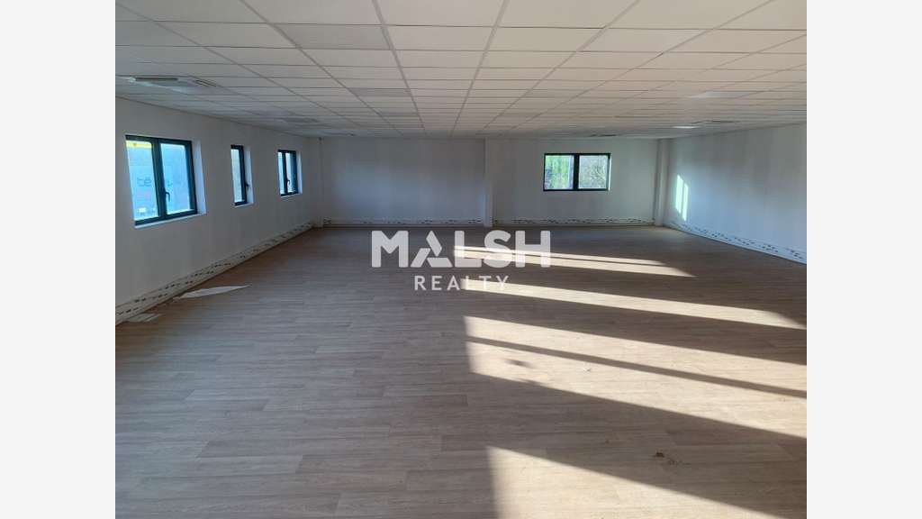 Bureaux à louer 180m² sur axe très passant à Genay