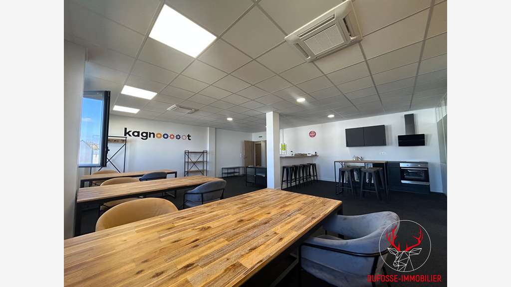 A louer bureaux 114m² R+1 Genay Actipark 