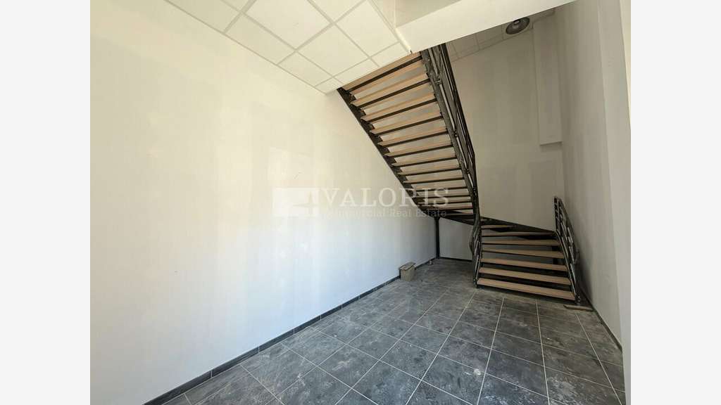 Bureaux à louer route de Trévoux à Genay