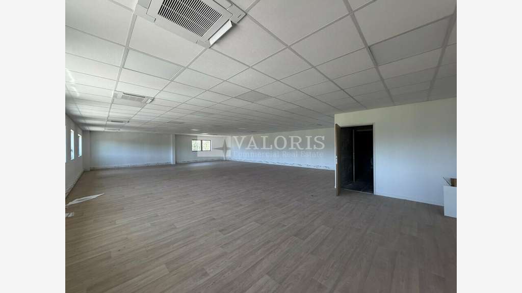 Bureaux à louer route de Trévoux à Genay