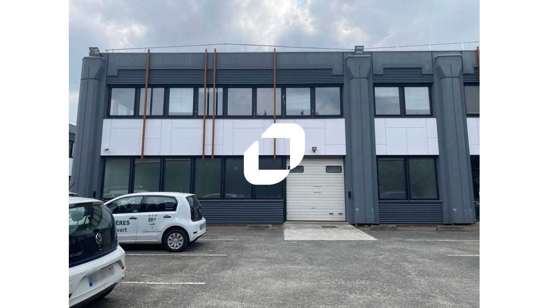 A louer Bureaux 819m² Gennevilliers