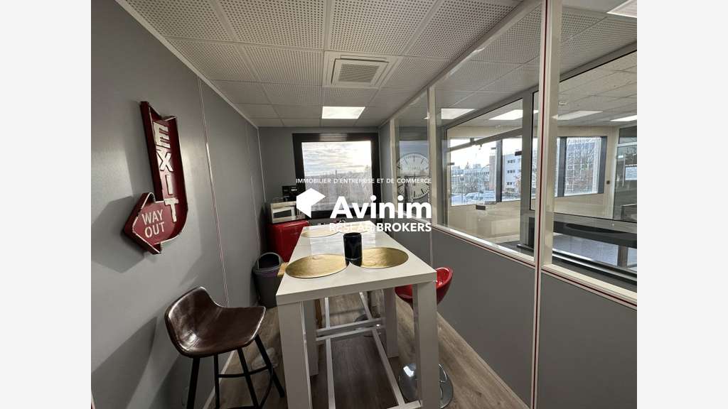 A louer plateau de bureaux 250m² à Gennevilliers