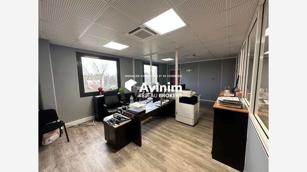 A louer plateau de bureaux 250m² à Gennevilliers