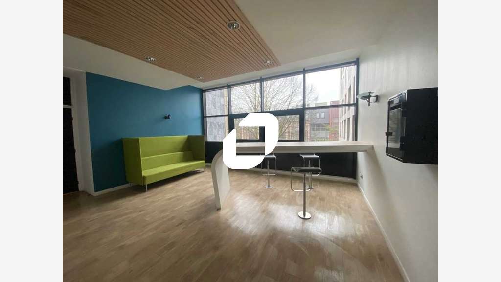 A louer Bureaux 411m² Gennevilliers