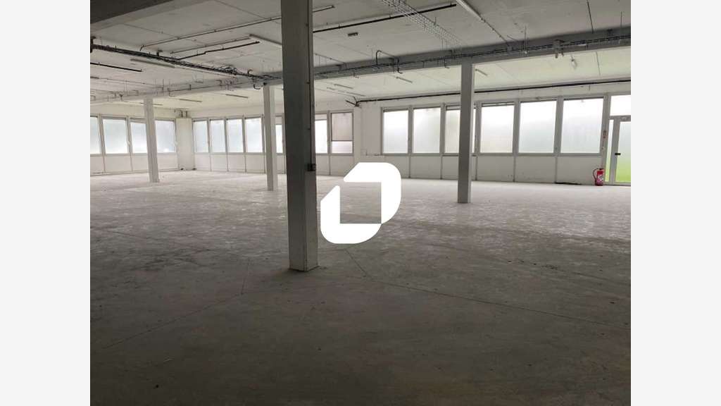 A louer Bureaux 1021m² Gennevilliers