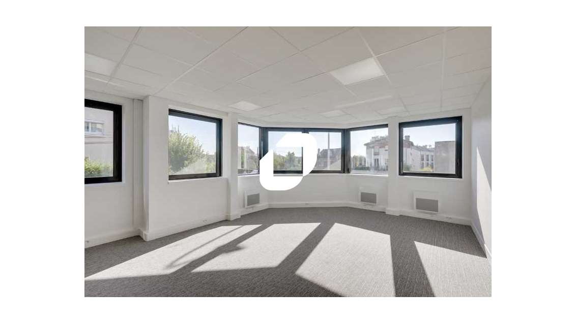 A louer Bureaux 1161m² Gentilly