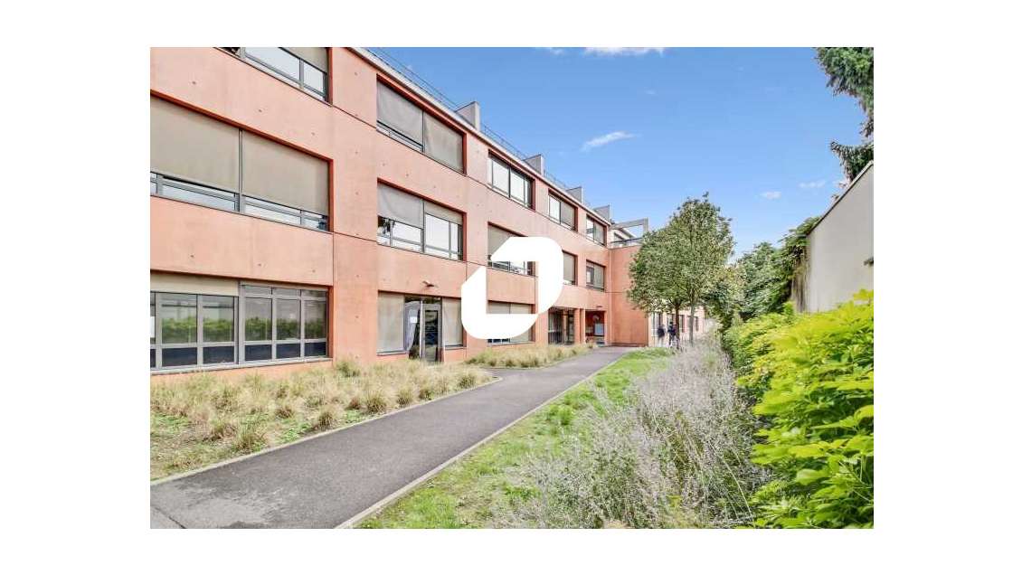 A louer Bureaux 601m² Gentilly