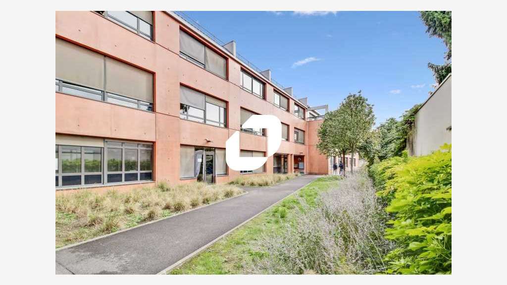 A louer Bureaux 1251m² Gentilly