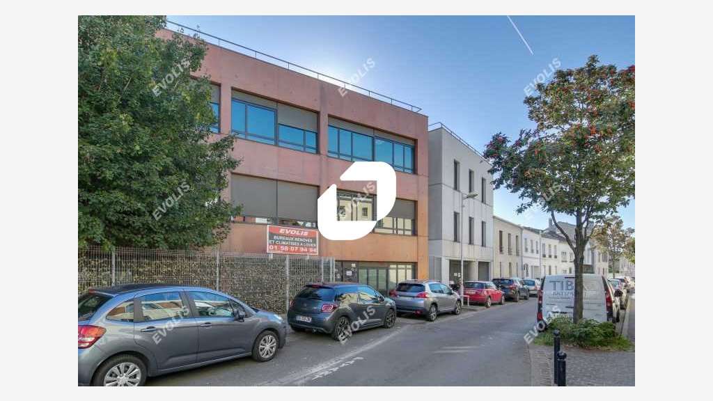 A louer Bureaux 1251m² Gentilly