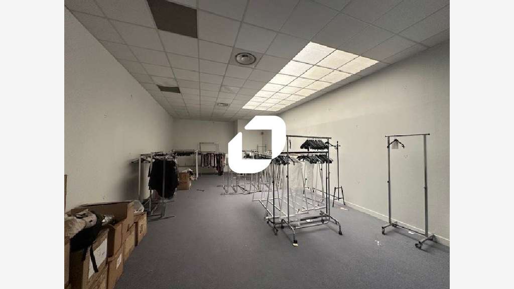 A louer Bureaux 638m² Gonesse