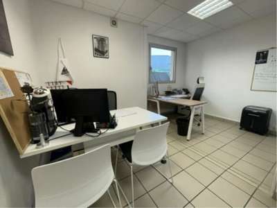 À louer bureaux 250m² à Gonfreville-l'Orcher