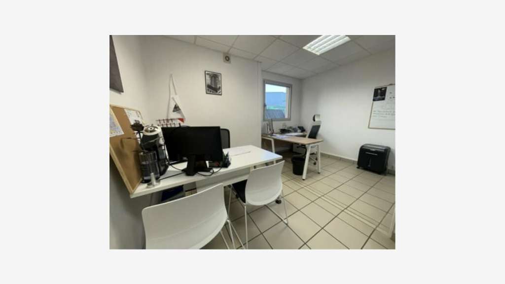 À louer bureaux 250m² à Gonfreville-l'Orcher