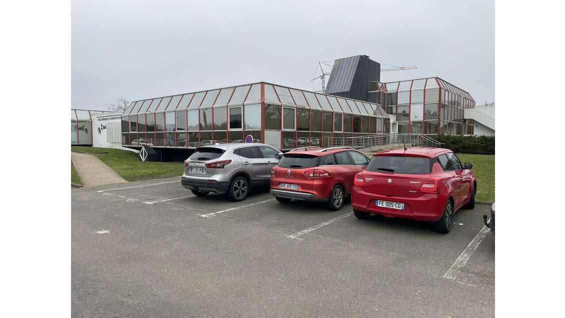 A louer plateau de bureau 263m² R+1 à Gouesnou