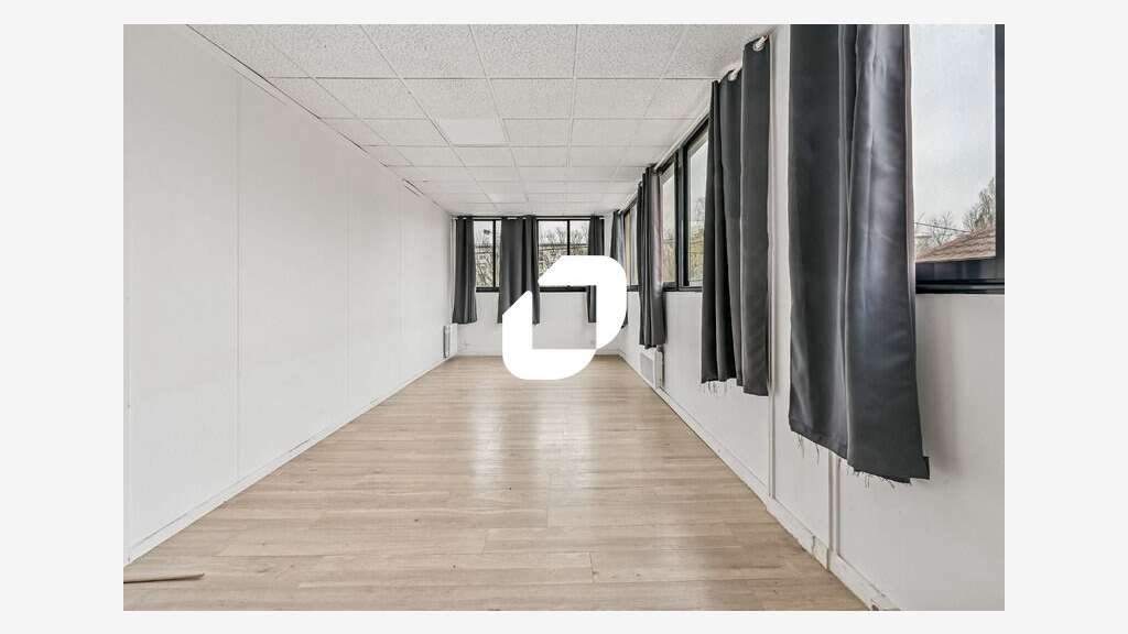 A louer Bureaux 80m² Goussainville
