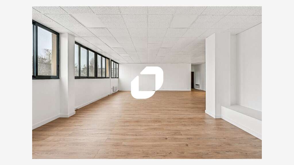 A louer Bureaux 80m² Goussainville
