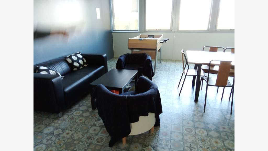 Bureau 27m² R+1 à louer à Gradignan A63