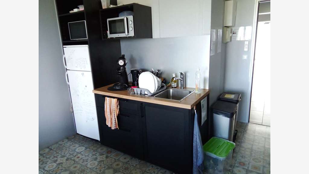 Bureau 27m² R+1 à louer à Gradignan A63