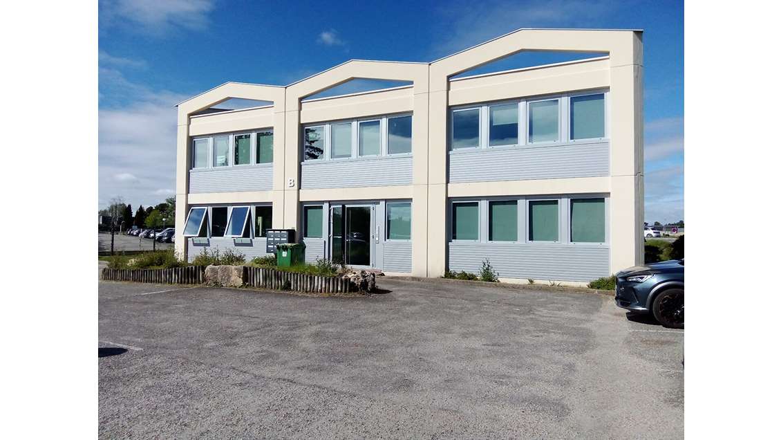 Bureau 27m² R+1 à louer à Gradignan A63