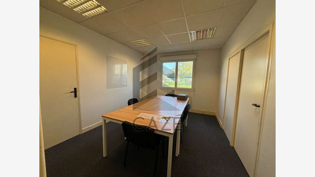 Bureaux 57m² en excellent état à louer à Gradignan