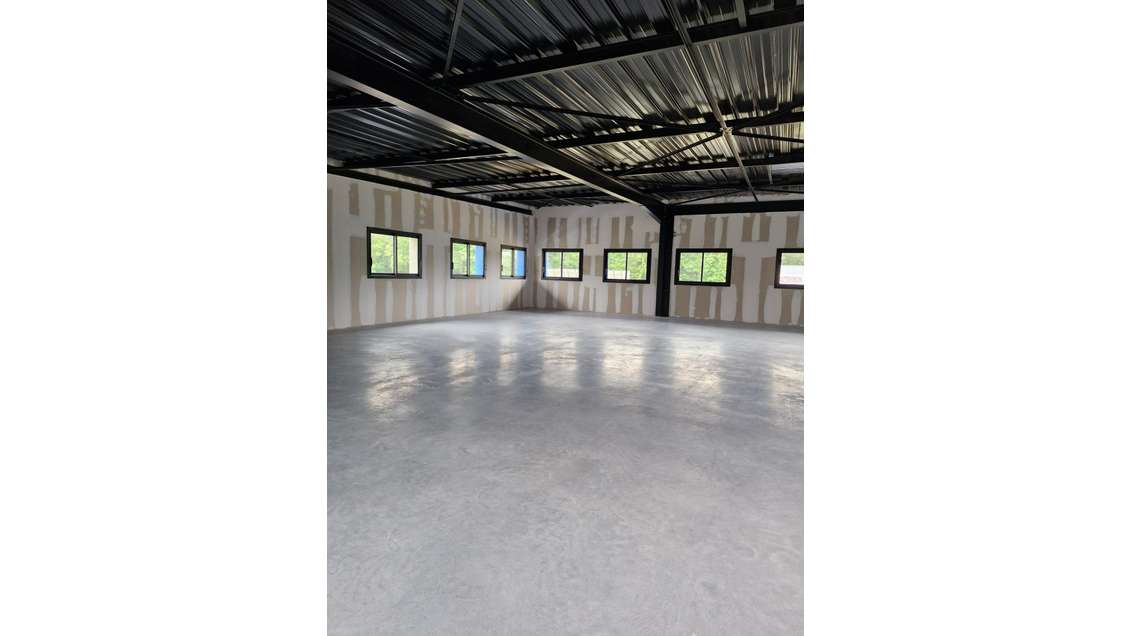 A louer plateau de bureaux 320m² R+1 à Grand-Champ