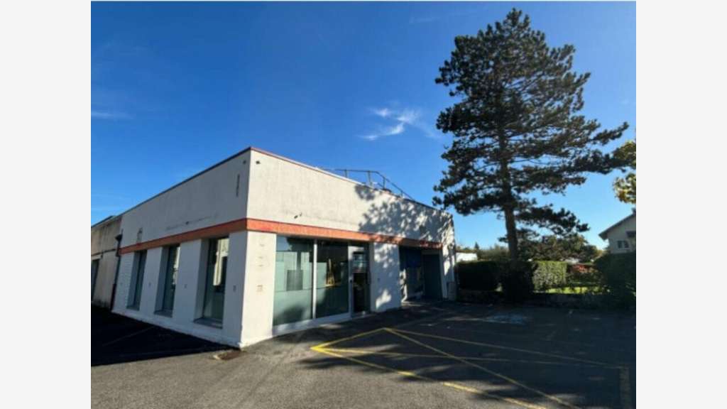 Bureaux 200m² clé en main à louer à Grand-Charmont