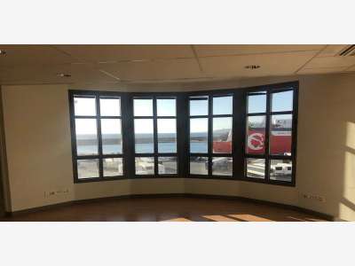 À louer bureaux 913m² proche Grand Port Marseille