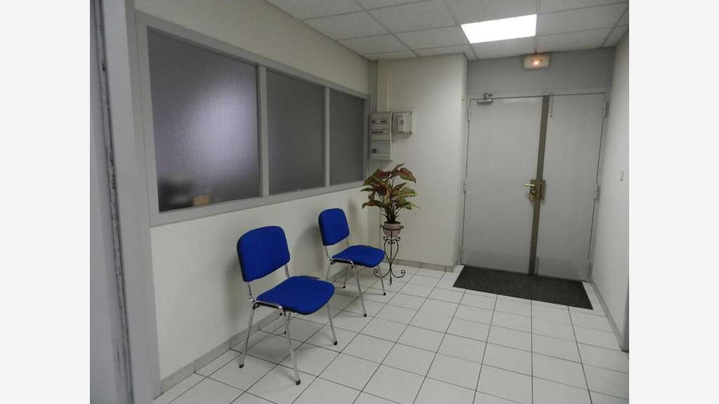 A louer bureaux 127m² à Grenoble Lesdiguières
