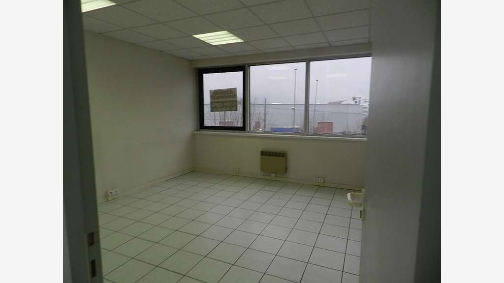 A louer bureaux 127m² à Grenoble Lesdiguières