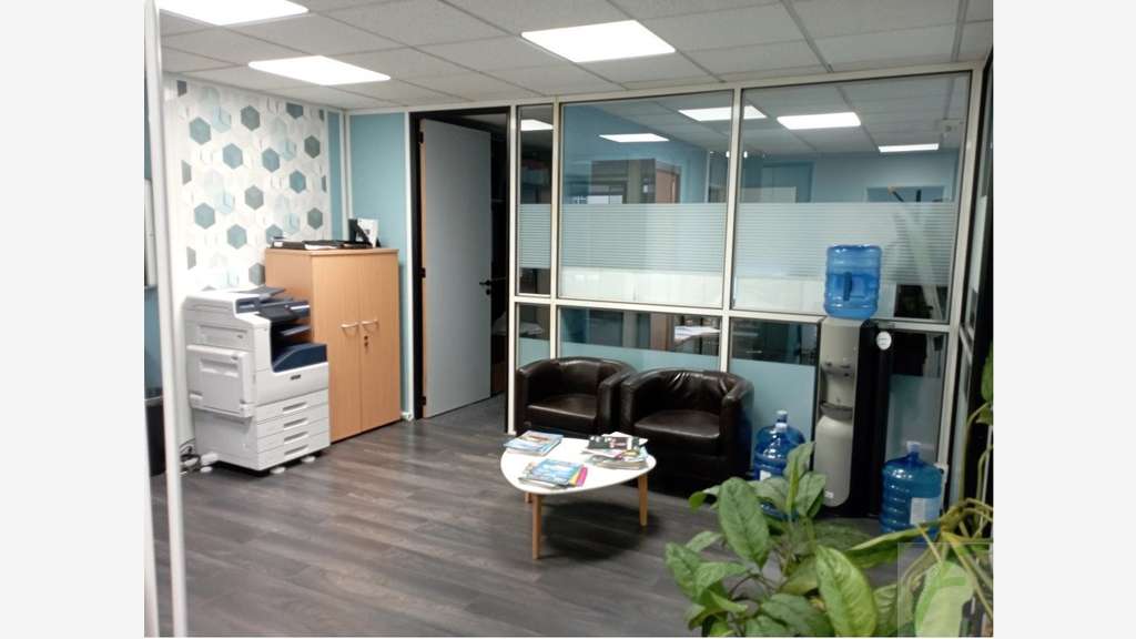 A louer bureaux 215m² R+3 Grenoble Europole Pulsar
