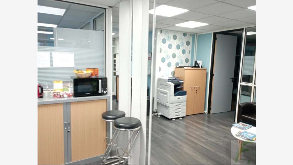 A louer bureaux 215m² R+3 Grenoble Europole Pulsar