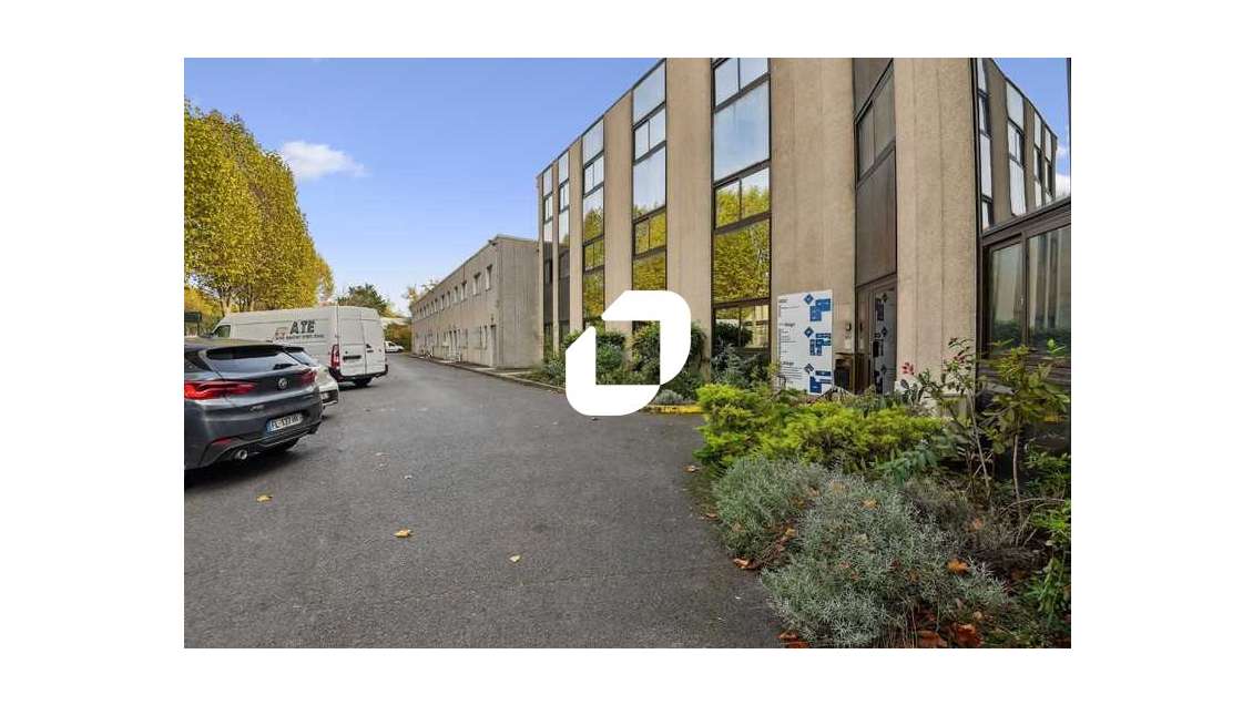 A louer Bureaux 67m² Grigny