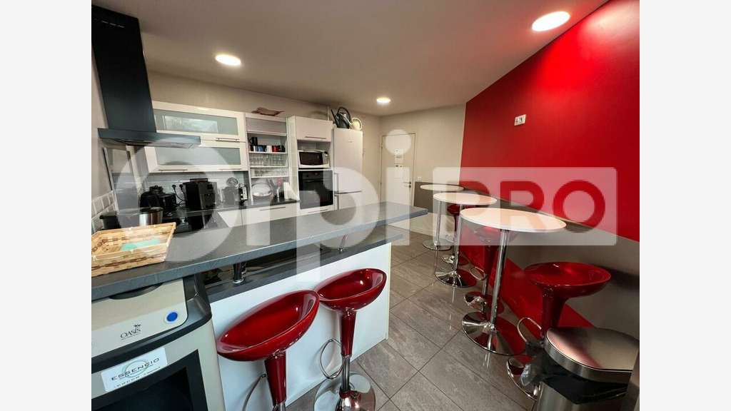 A louer plateau de bureaux de 248m² à Grigny