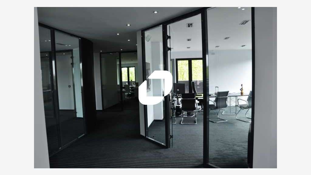 A louer Bureaux 569m² Grigny