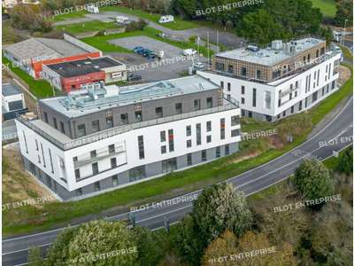 A louer bureaux 161m² en R+1 à l'Est de Guérande