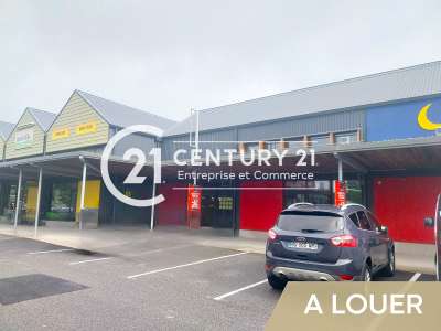 A louer local 180m² à Guérande Villejames