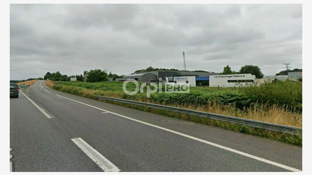 AV bureaux 211m² empl premium RN 165 à Guidel