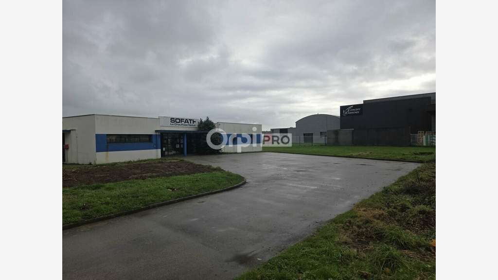 AV bureaux 211m² empl premium RN 165 à Guidel