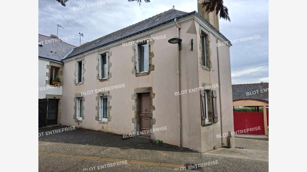 À LOUER - BUREAUX - GUIDEL - 70 m²