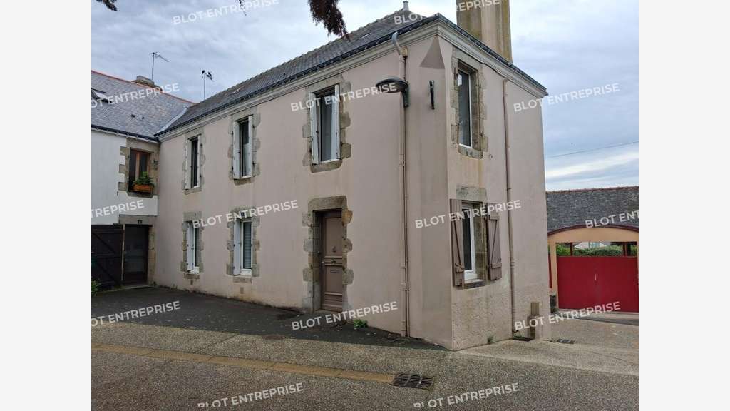 À LOUER - BUREAUX - GUIDEL - 70 m²